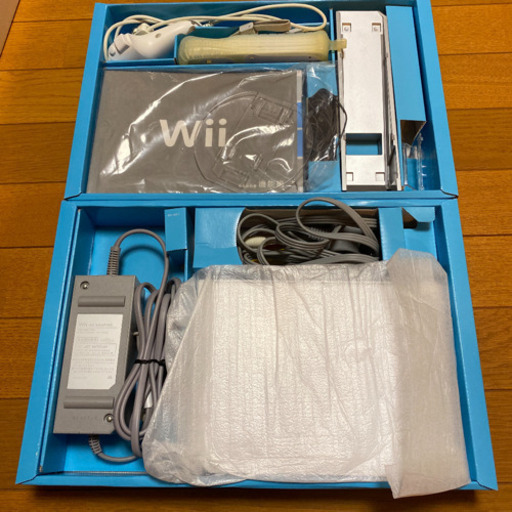 Wii本体、ソフトのセット
