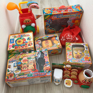 新品未使用 美品 アンパンマン  おもちゃ 6点セット アンパンマンのおもちゃ6点セット