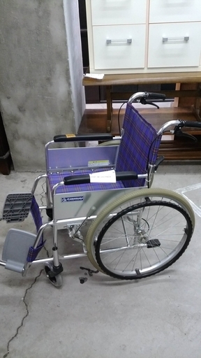 【リサイクルショップどりーむ天保山店】1950 KAWAMURA カワムラサイクル 車いす 車イス 車椅子 KA102S-40 ノンパンクタイヤ