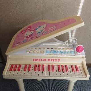 ★HELLO KITTY  ピアノ★