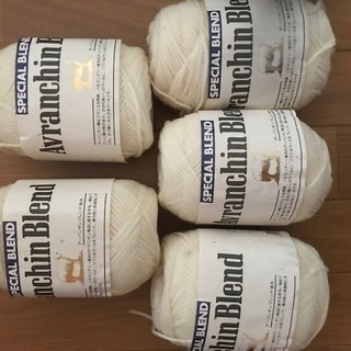 アーバンチンブレンド毛糸(毛100%)