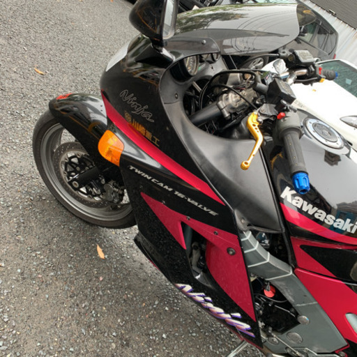 美品　ZX 11  C2 北米モデル　フルパワー 美品 ZX 11 C2 北米モデル フルパワー 売約済み 北米仕様のZZR