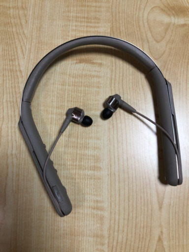 値下げしました高音質イヤホンノイズキャンセリングSONY WI-1000X