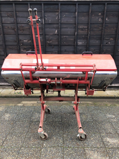 ニプロ ライムソアーキャスター有,リモコン有肥料まき機 FT1606 ニプロ ライムソアーキャスター有,リモコン有肥料まき機 FT1606