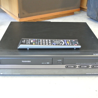 東芝 VARDIA　VHS/DVD/HDD一体型ビデオデッキ ビ...