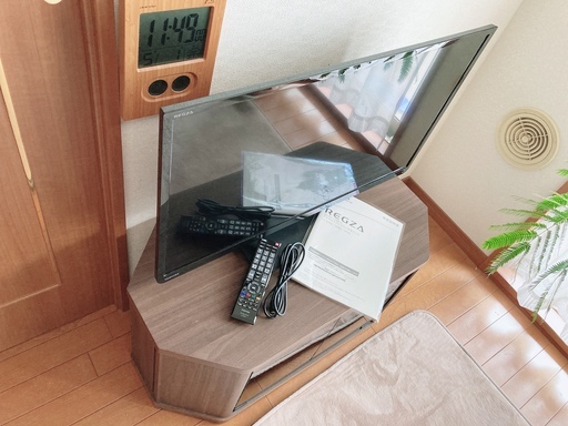 【東芝REGZA】美品・液晶テレビ32型＋テレビ台セット