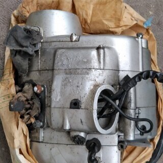 ｋ１２５すずき（年代物の置物とご理解できるかた）