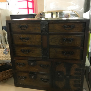 JF00431 民芸家具 民藝調 和箪笥 かんぬき付き