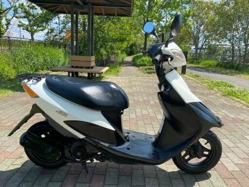 優れたエンジン。 スズキV50（Address）。 バックタイヤは新品です