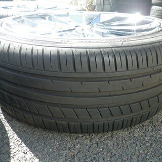 ロクサーニ１８インチ　プリウス等　バリ溝　225/40R18　18×8JJ　マルチ　４本価格