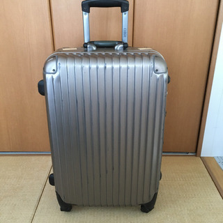 【取引決定】無料　中古スーツケース