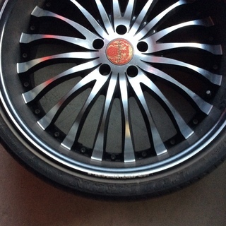 FLAGRADO　フラグラード　アルミ　　255/30R22