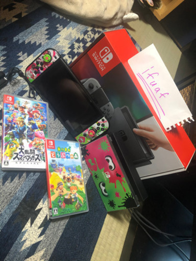 任天堂スイッチ　グレー