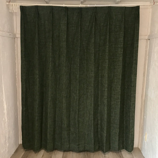 ニトリ　遮光カーテン2枚セット　レーナ　150×200