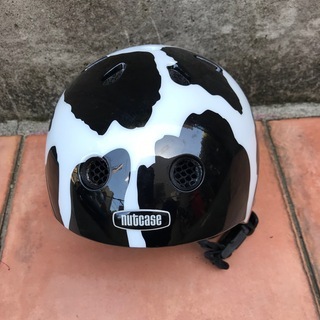 子供用ヘルメット XXSサイズ　牛柄デザイン