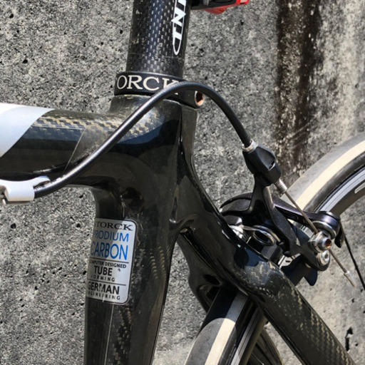 STORCK(ドイツ)フールカーボンロードバイク、シマノ105 デダカーボン 