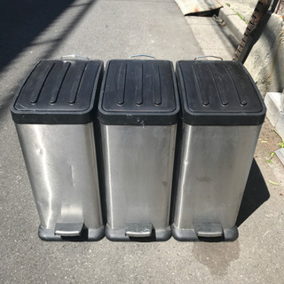 3つゴミ箱