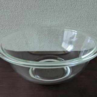 【取引中】iwaki 耐熱ガラスボウル 2.5L 外径25cm