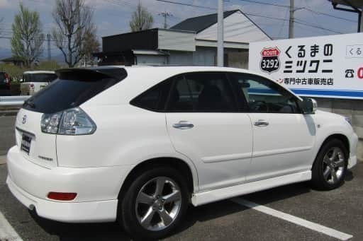 ハリアー 本革シートにサンルーフ付きですね しかもエアロ車高調まで 自社ローンならミツクニ 3292shonan 茅ケ崎のハリアーの中古車 ジモティー