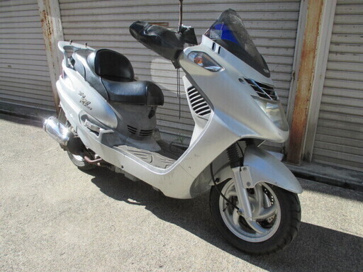 SYM シム  RV125 JP キャブ車　実働でしたが発電系か充電系に難有 バーハン用セッターやアルミ飾りパーツ等付