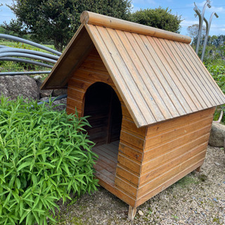 ログハウス風犬小屋