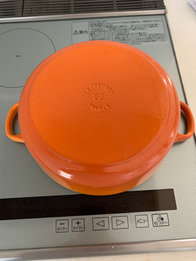 ル・クルーゼココットロンド 22センチ - 鍋、グリル 