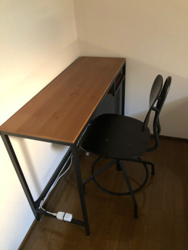 ※取引決定済【IKEA】フィエルボ ラップトップテーブル × クッラベリ 回転チェア