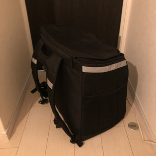 ウーバーイーツ　配達用バッグ