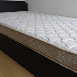 ガス圧式跳ね上げ収納ベッド 【Gransta】グランスタ【マルチラススーパースプリング付き】収納機能付き コンセント付き  セミダブル