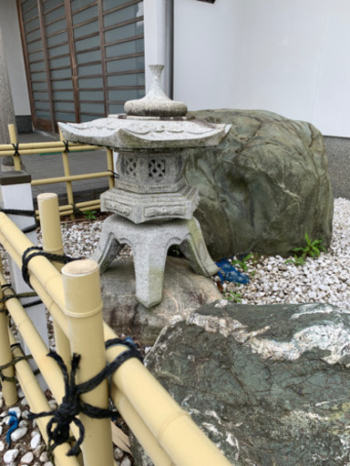 灯籠 置石など 石川県かほく市