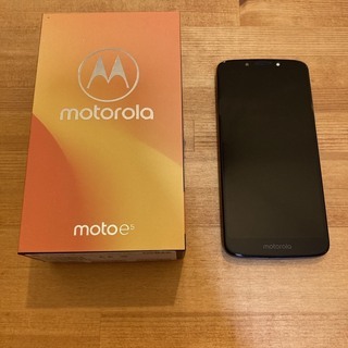 モトローラ Moto E5　状態：美品・良好