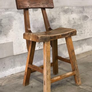 木製椅子　シンプル頑丈　厚板