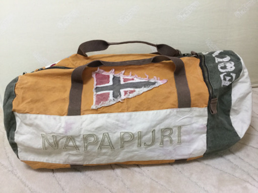 Napapijri ナパピリ　ボストンバック