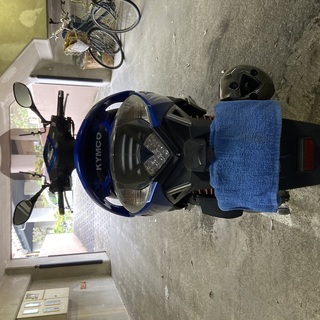 レーシングキング180FIです。メーター上は走ってますがOHしてます!!