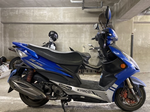 レーシングキング180FIです。メーター上は走ってますがOHしてます!! レーシングキング180FIです。メーター上は走ってますがOHしてます!!