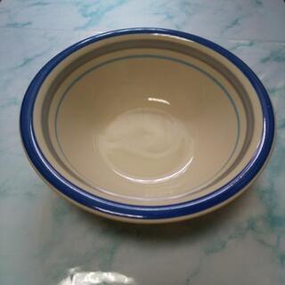 陶器の器  鉢  深皿
