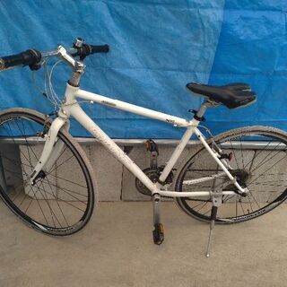 GIANT ESCAPE クロスバイク エスケープ ホワイト アルミ 700C 465mm
