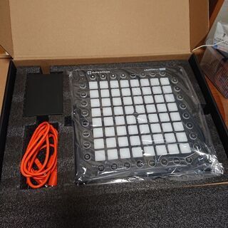 novation LaunchPad Pro MIDIコントローラー − 東京都
