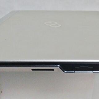 Webカメラ内臓 】 ノートパソコン FUJITSU LIFEBOOK UH55/H / cpu i3