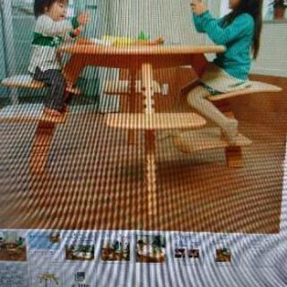 リボ社  ノルウェー生まれの素敵なテーブル！