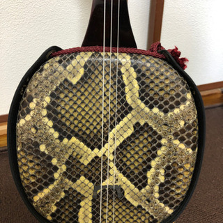 黒檀　真壁型　本皮　三線　アルミケース付き 最終値引き