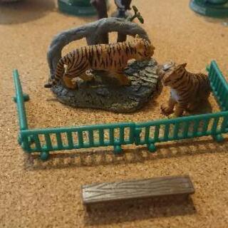 旭山動物園 ガチャガチャ多分vol1 グッさん 押野のフィギュアの中古あげます 譲ります ジモティーで不用品の処分
