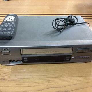 ビクター　ビデオデッキ　ＶＨＳ　中古　リモコン付き　98年製　動...