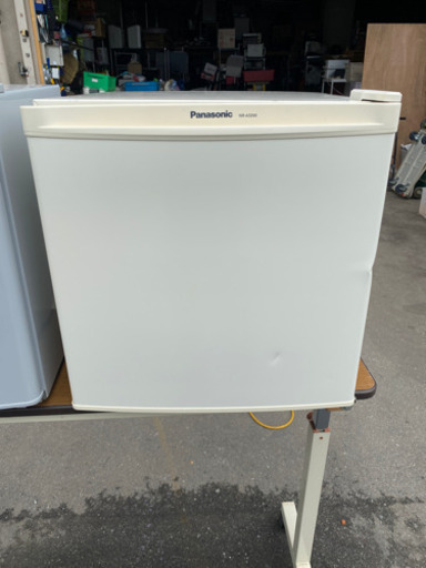 ☆2014年製☆Panasonic ワンドア冷蔵庫 小冷凍付 45L