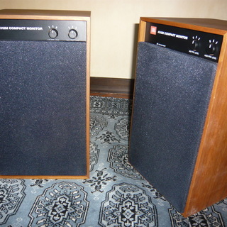 JBL４３１２M　コンパクトモニタースピーカー 美音　大変綺麗！