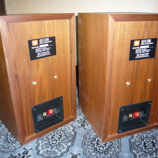 JBL４３１２M　コンパクトモニタースピーカー 美音　大変綺麗！