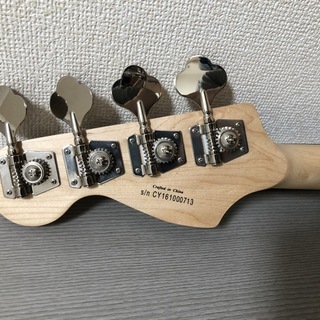 ☆Squier by Fender Jazz Bass エレキベース ケース付☆ ベース