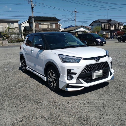 トヨタライズ ＺMODELLISTAエアロパノラミックビュー対応ナビレディ 