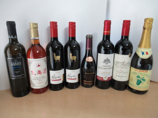 世田谷区近辺配送可能　直接引取：4,000円　8本セット　シャンパン・果実酒・ワイン　赤ワイン　2014年チリ　2013年イタリア　2013年：北海道　2016年：フランス　017年フランス　他　サンタ・ヘレナ・アルパカ カベルネ・メルロー／ドゥーカ・ディ・サラパルータ テッレ・ダガラ ビアンコ／デスパーニュ（赤）辛口　フルボディ／シャトー・トゥール・デュ・フサ／ピアドール／ピュアポム スパークリングジュース ホワイトグレープ