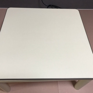 【無料】正方形テーブル　コタツ